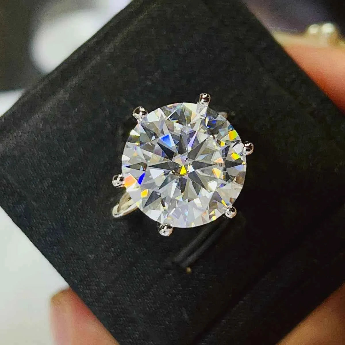 10 Carat Moissanite 925 Sterling Silver Ring