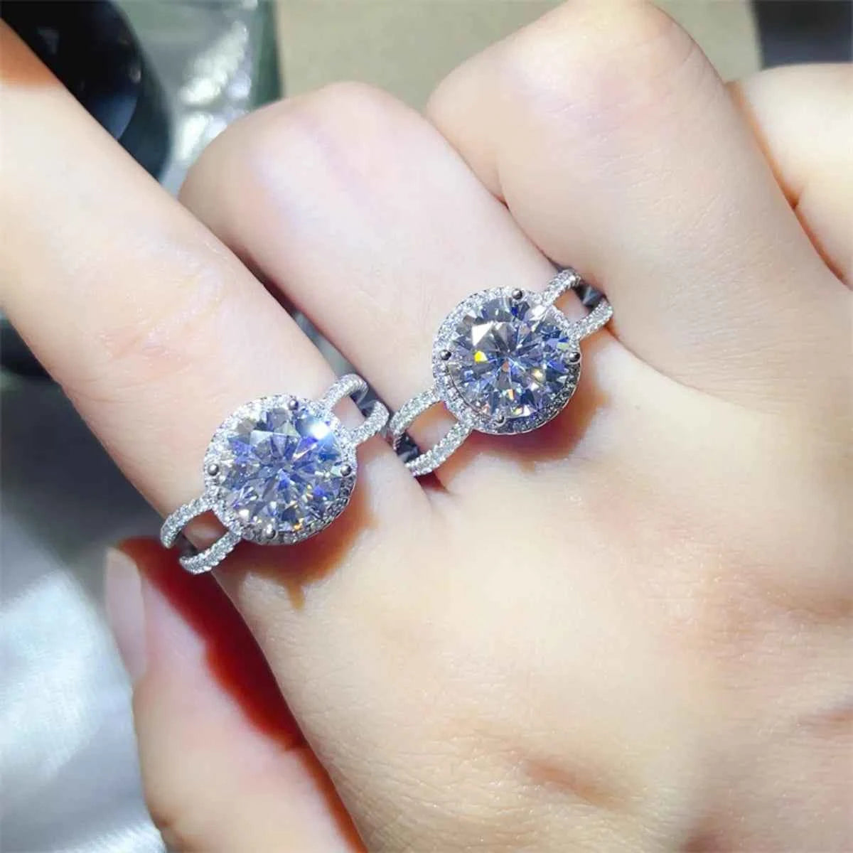 2 Carat 925 Sterling Silver Moissanite Ring