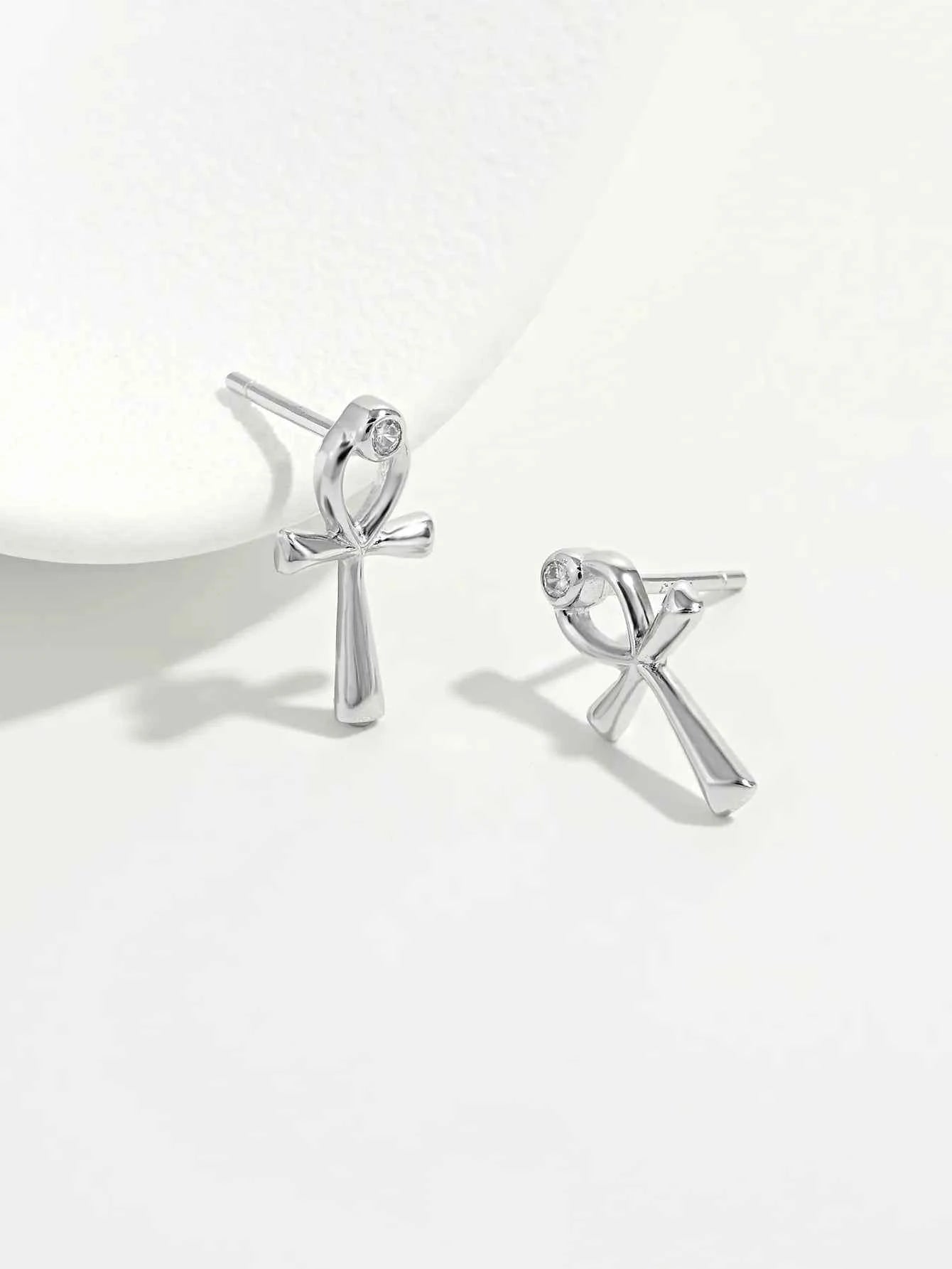 925 Sterling Silver Inland Zircon Earrings