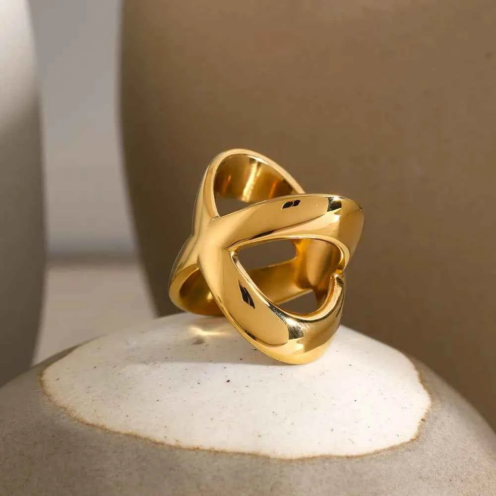 18K Gold-Plated Crisscross Ring