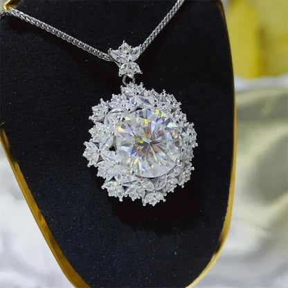 10 Carat Moissanite 925 Sterling Silver Necklace