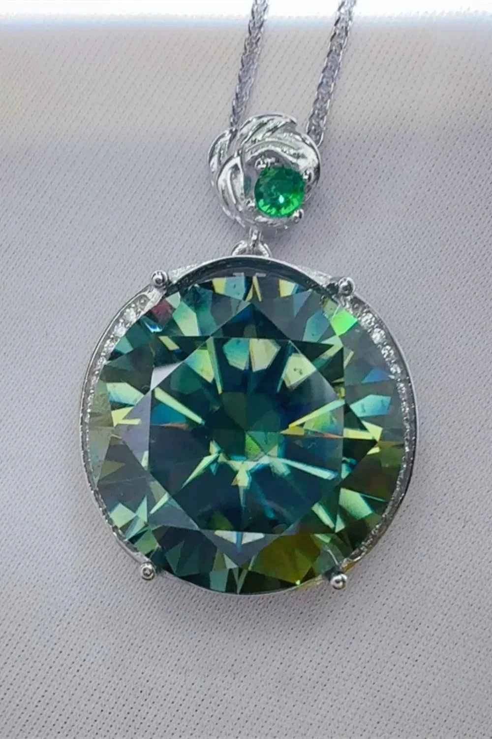 20 Carat Moissanite 925 Sterling Silver Pendant Necklace