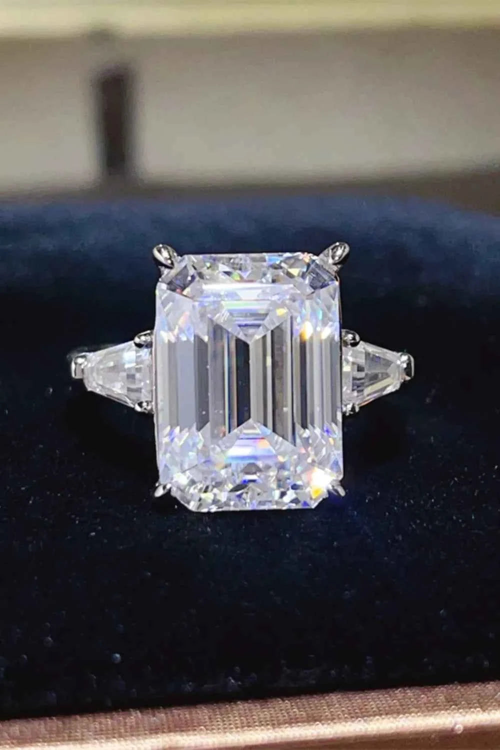 10 Carat Moissanite 925 Sterling Silver Ring