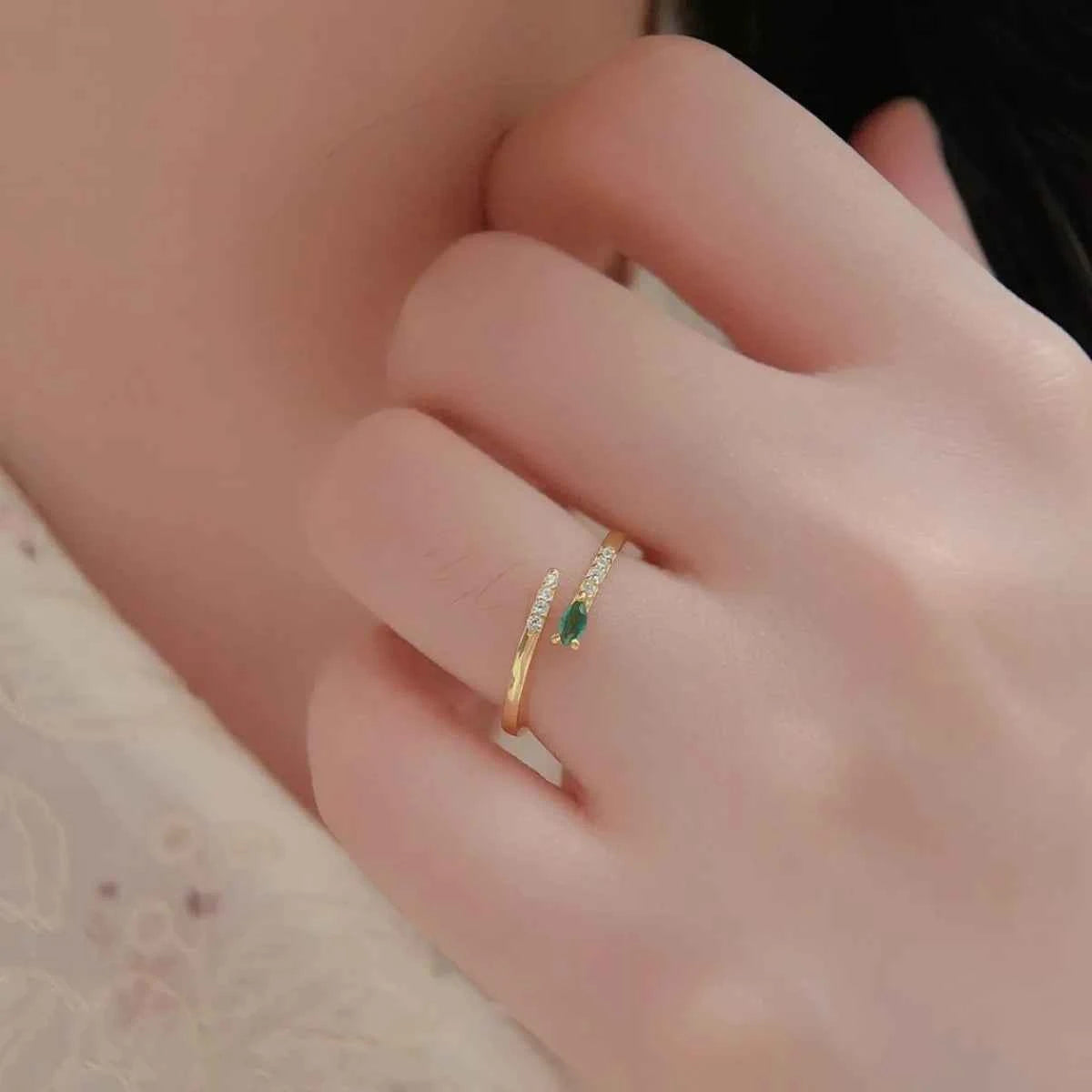 925 Sterling Silver Inland Zircon Open Ring