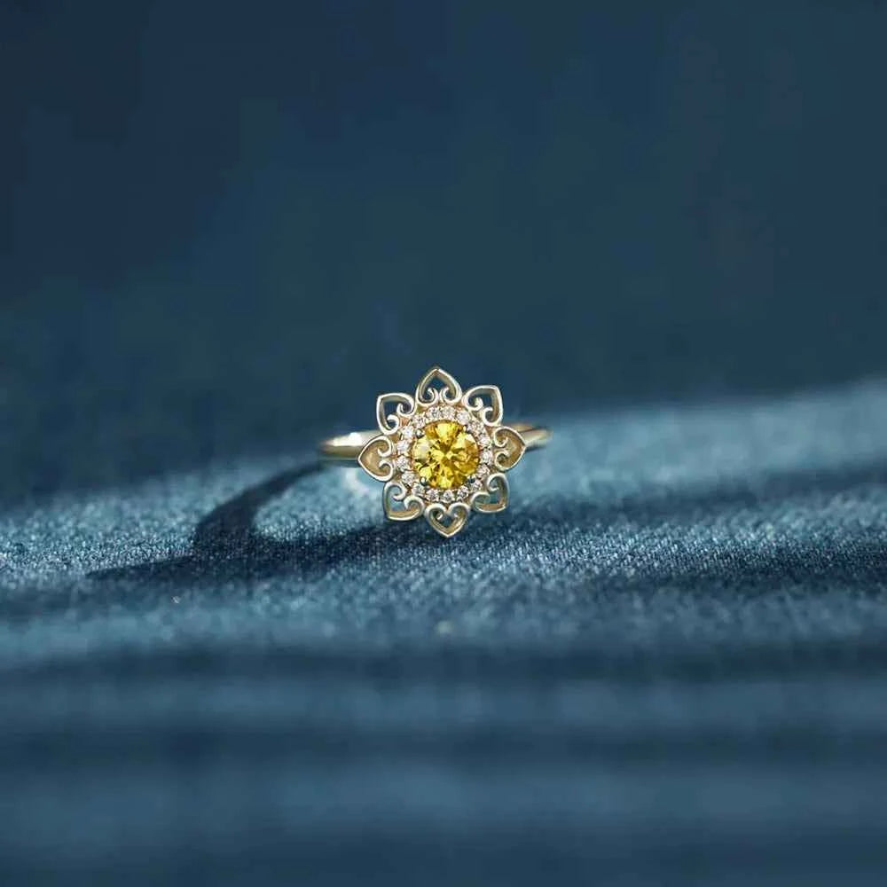 Flower Shape Zircon Platinum-Plated 925 Sterling Silver Ring