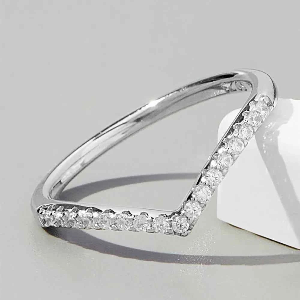 V Shape Inlaid Zircon 925 Sterling Silver Ring