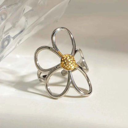 Two-Tone Daisy Flower Ring