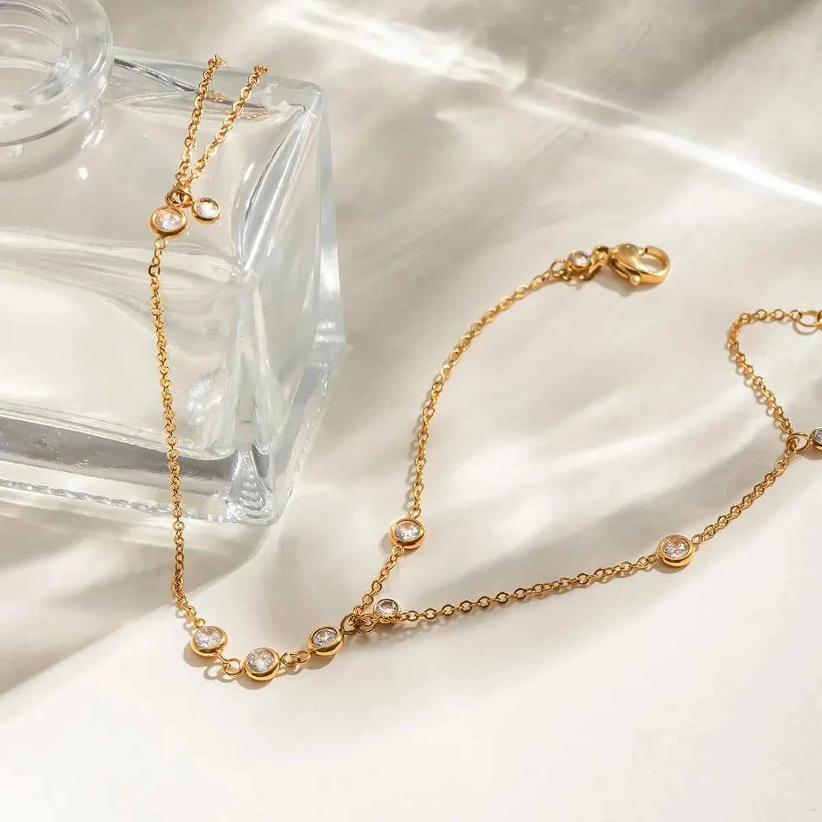 18K Gold-Plated Inlaid Rhinestone Chain Bracelet