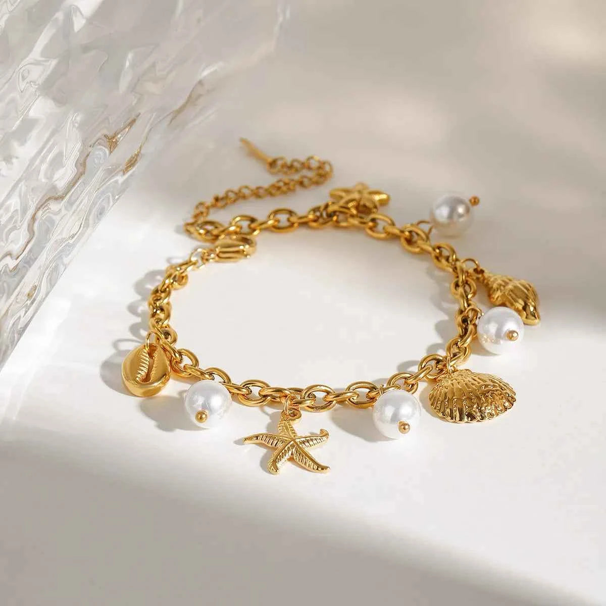 Ocean Theme Stainless Steel Chain Bracelet with Seashell and Starfish Pendants