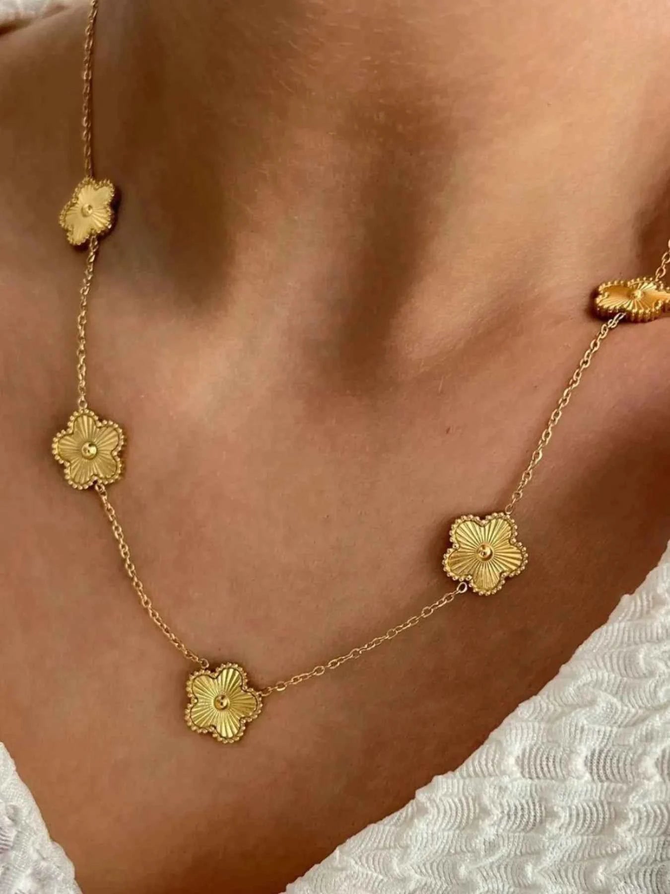 18K Gold-Plated Flower Chain Necklace