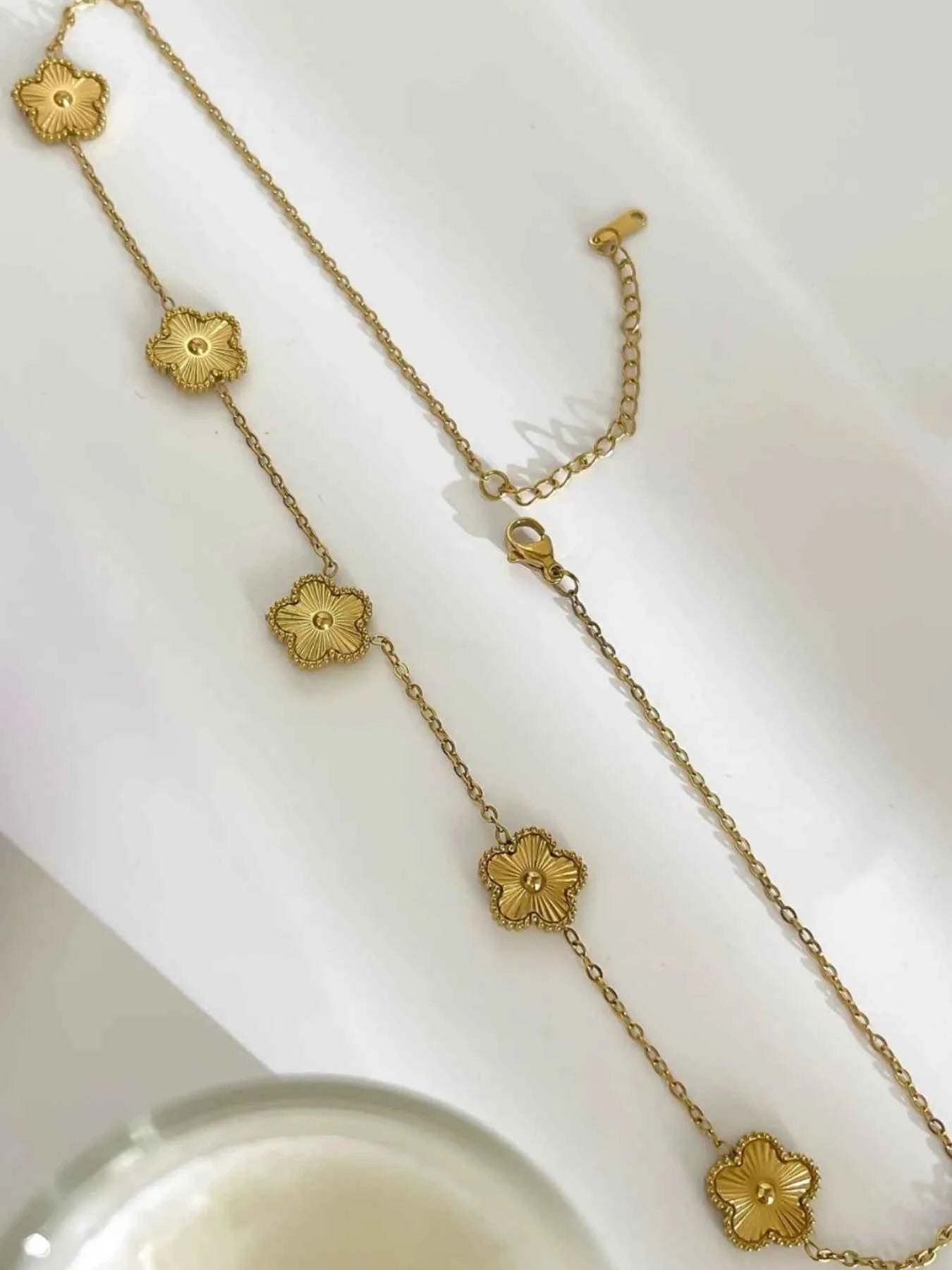 18K Gold-Plated Flower Chain Necklace