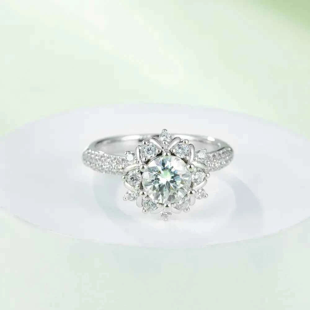 1 Carat Moissanite 925 Sterling Silver Flower Shape Ring