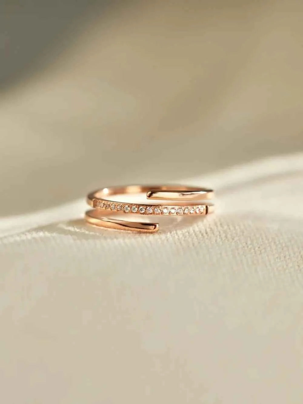 925 Sterling Silver Inlaid Zircon Ring