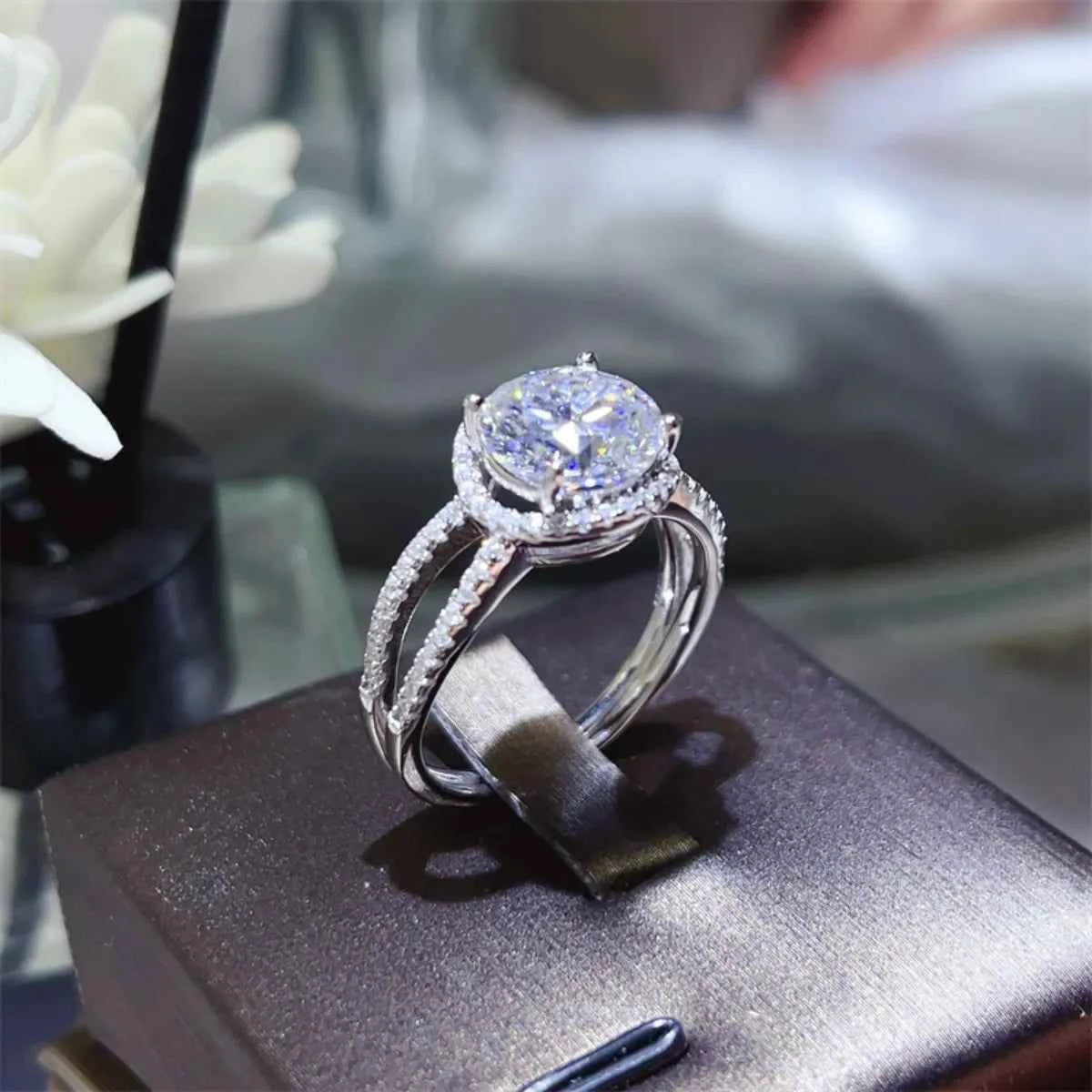 2 Carat 925 Sterling Silver Moissanite Ring