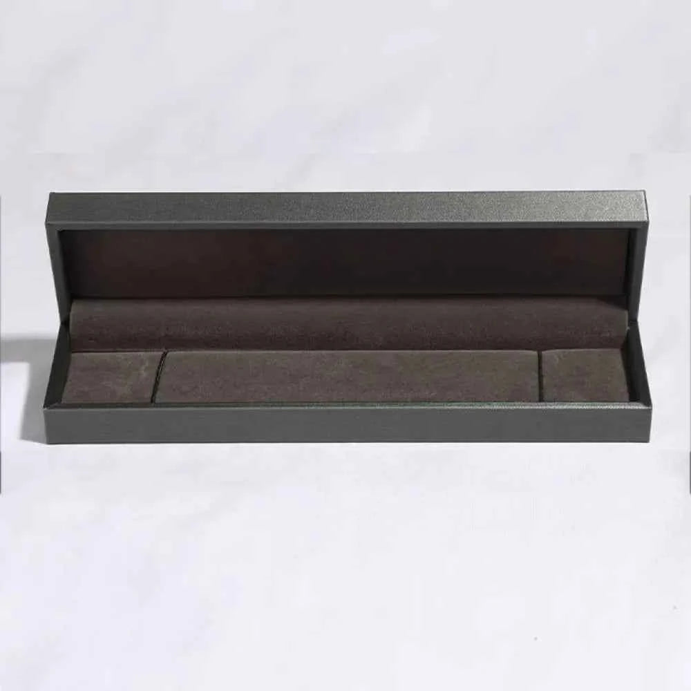 Moissanite 925 Sterling Silver Heart Bracelet