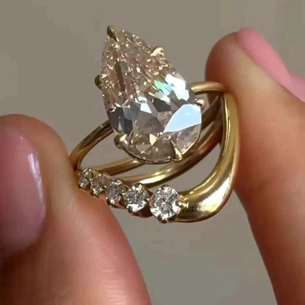 1.5 Carat Moissanite Teardrop Ring 2pcs Set