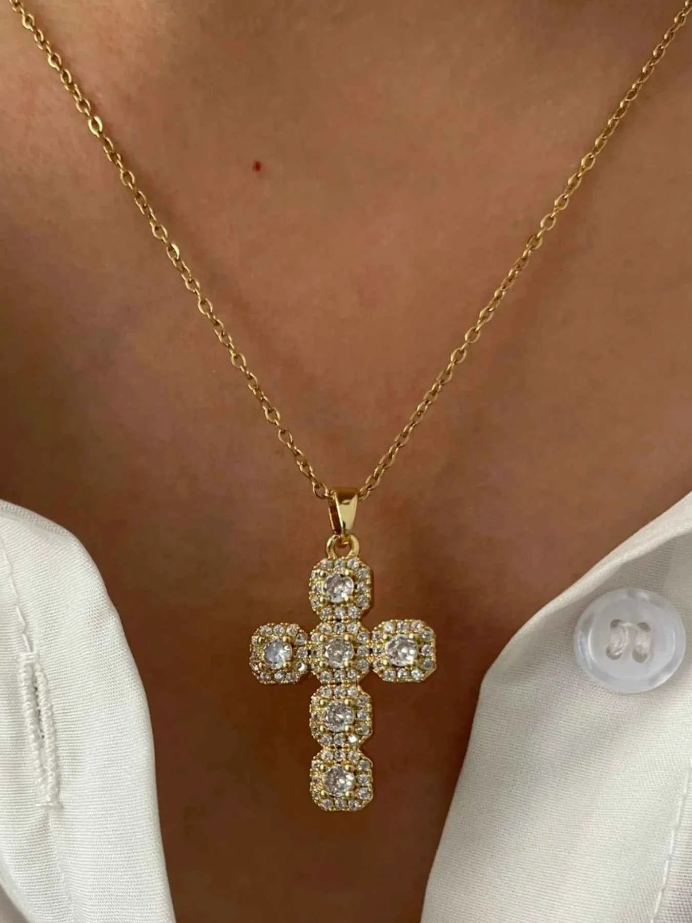 Stainless Steel Inlaid Zircon Cross Necklace