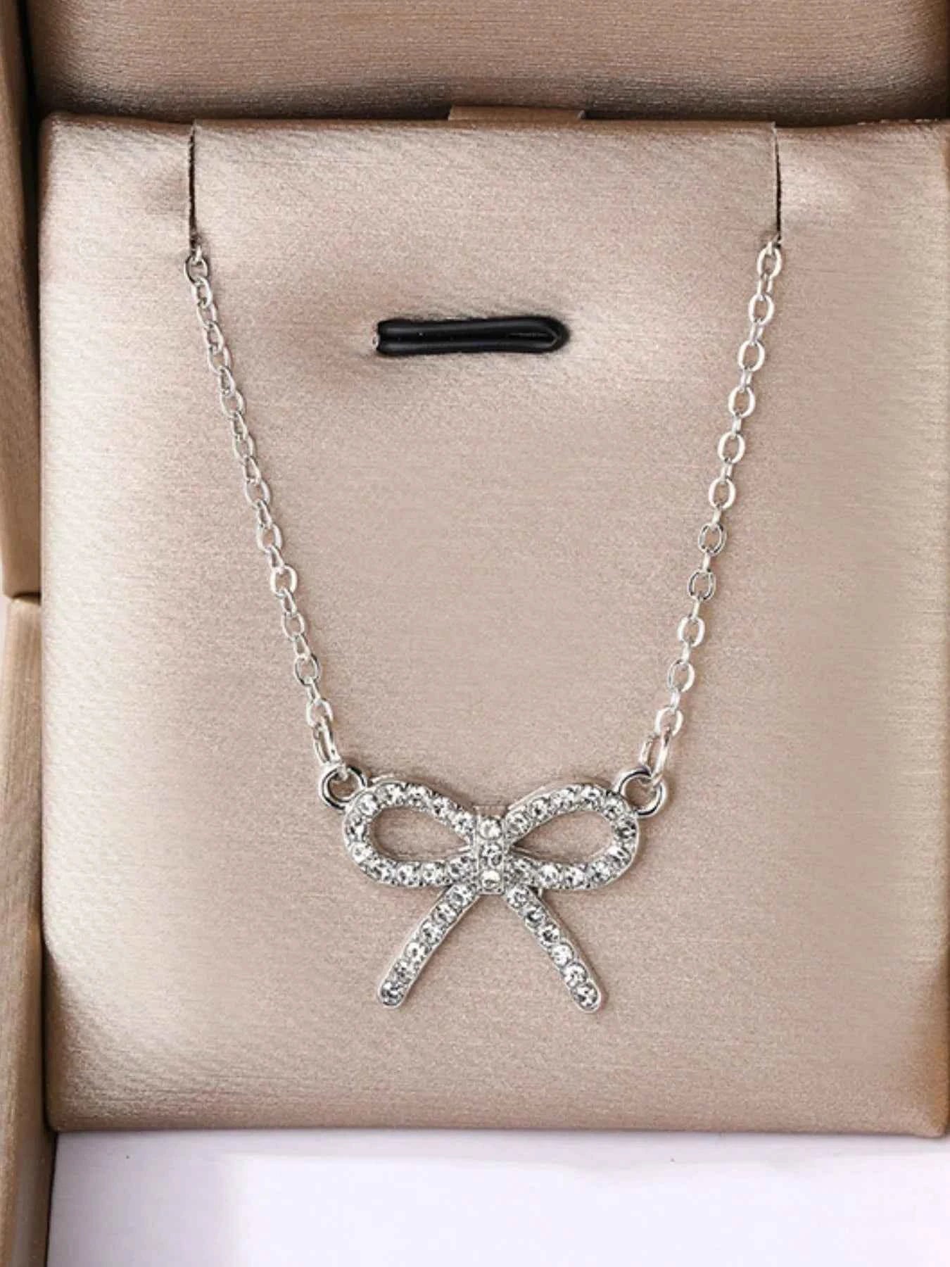 Zircon Bow Pendant Necklace