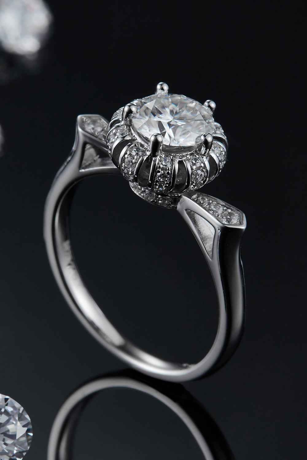 1 Carat Moissanite 925 Sterling Silver Ring